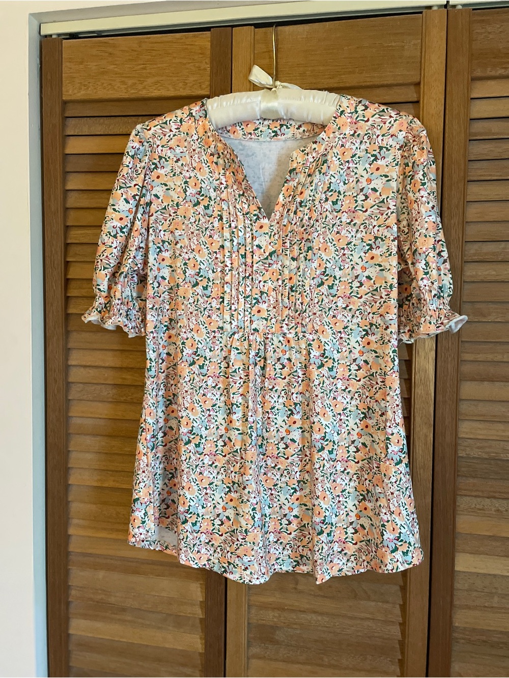 NWOT Ivicoer Top.